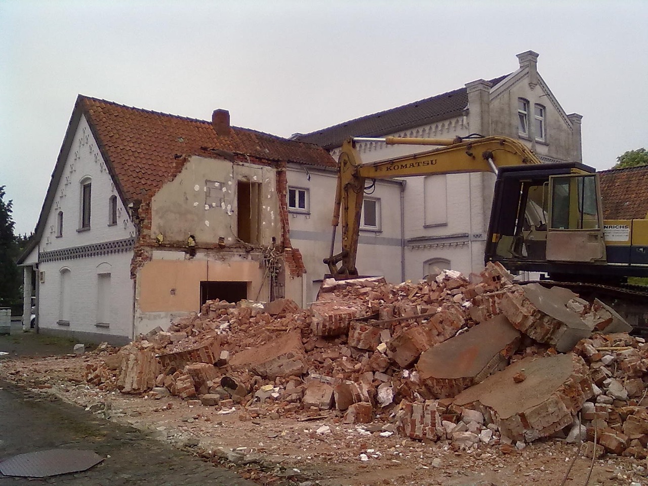 abort, demolition, renovation-41856.jpg